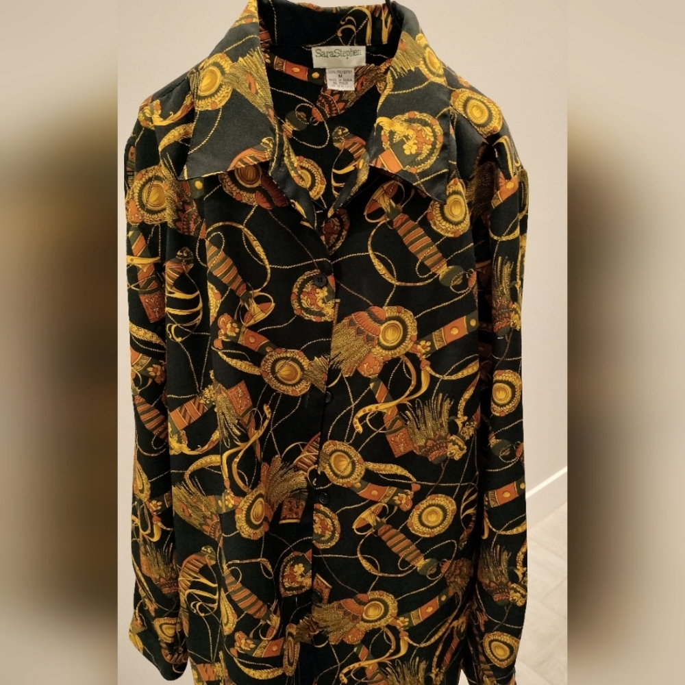 Women's Sara Stephen Black & Gold Chain Tassel Long Sleeved Blouse Size Med.